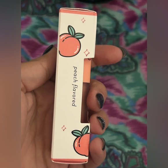 The Crème Shop Peach Cobbler Luscious Lip Oil - Picture 3 of 5
